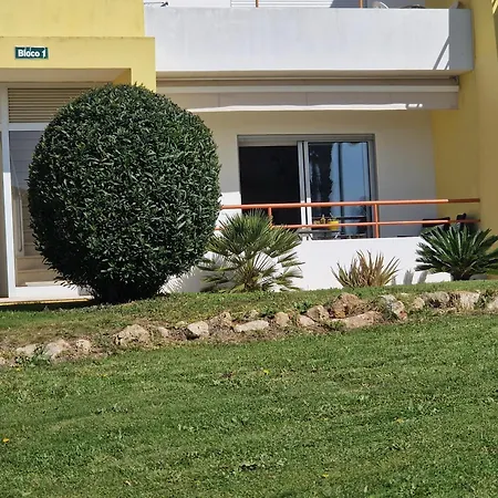 Santa Teresinha *